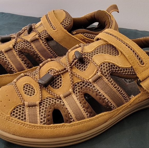 Orthofeet Shoes Orthofeet Sandals 9 Xwide Poshmark